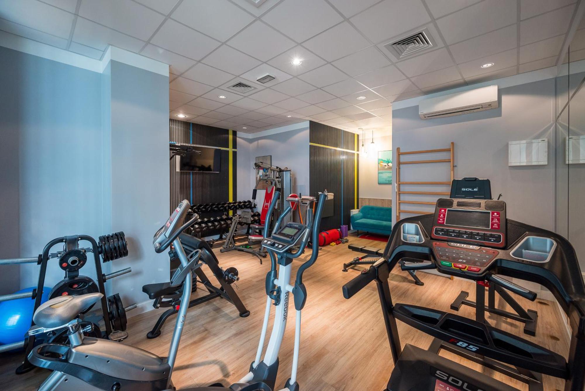 Luxury 2-Bedroom Penthouse Warsaw Skyline 15M Terrace, Garage, Gym, Rooftop & Only 500 M To Metro Εξωτερικό φωτογραφία
